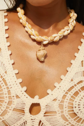 Baoli Shell Necklace